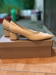 Thanh lý Giày Charles & Keith size 35 